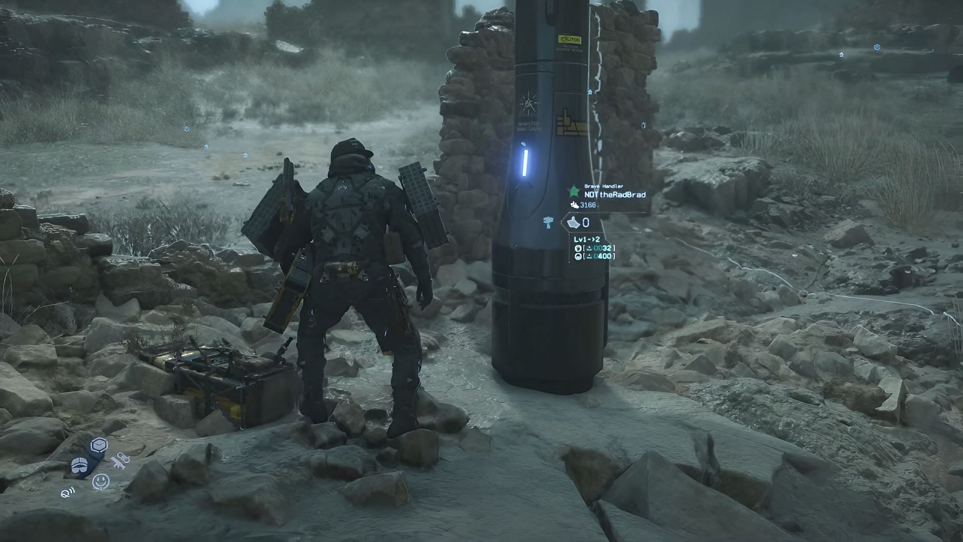 Dropping the backpack helps Sam become agile and stealthy before sneaking into enemy territory (Image via Sony Interactive Entertainment // YouTube/@ theRadBrad)